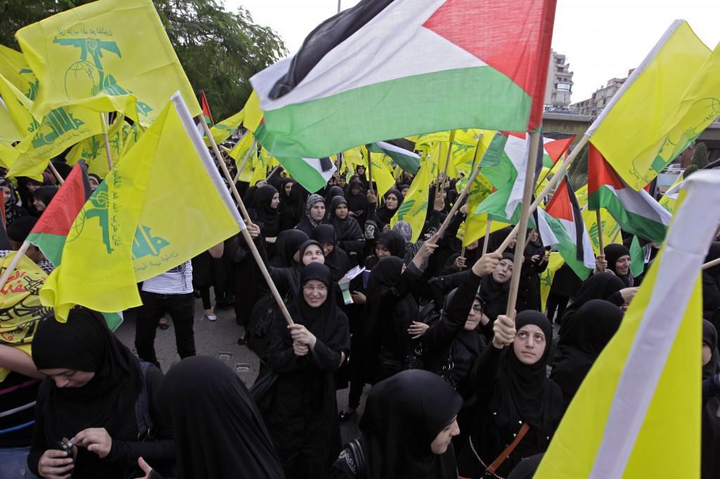 الحزبين الأمريكيون المشرعين الأمريكيون يحثون الاتحاد الأوروبي على تسمية حزب الله بالكامل مجموعة إرهابية