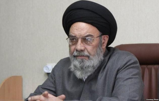 Isfahan IMAM يقول إن النساء لا يمكن أن يكون طيارا بسبب الحيض