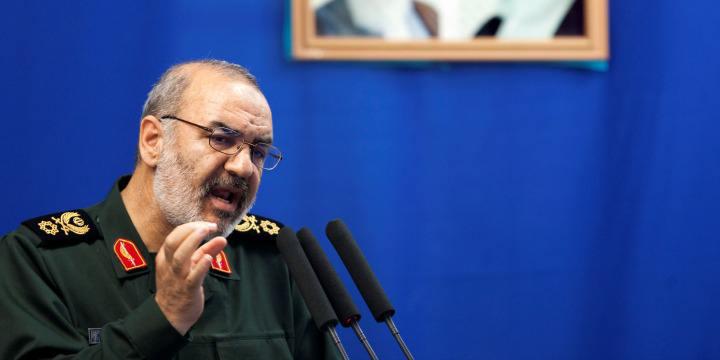 إيران تشيد حزب الله وهجمات حماس على إسرائيل