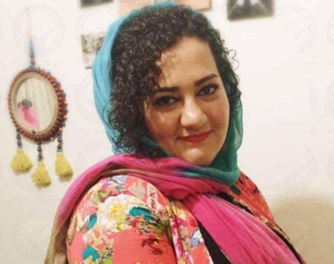نفى اتينا Daemi الحق في إجراء مكالمات هاتفية في سجن Lakan في رشت