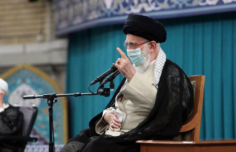 دفع مكتب المرشد الأعلى الإيراني في لندن أكثر من 100000 جنيه إسترليني نقدًا