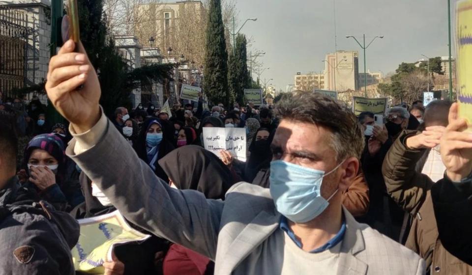 المعلمين الإيرانيين يحتجزون الاحتجاجات في أكثر من 30 مدينة بشأن ظروف العمل