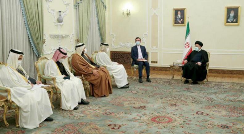 قطر وإيران تناقش العلاقات الثنائية والتطورات الإقليمية