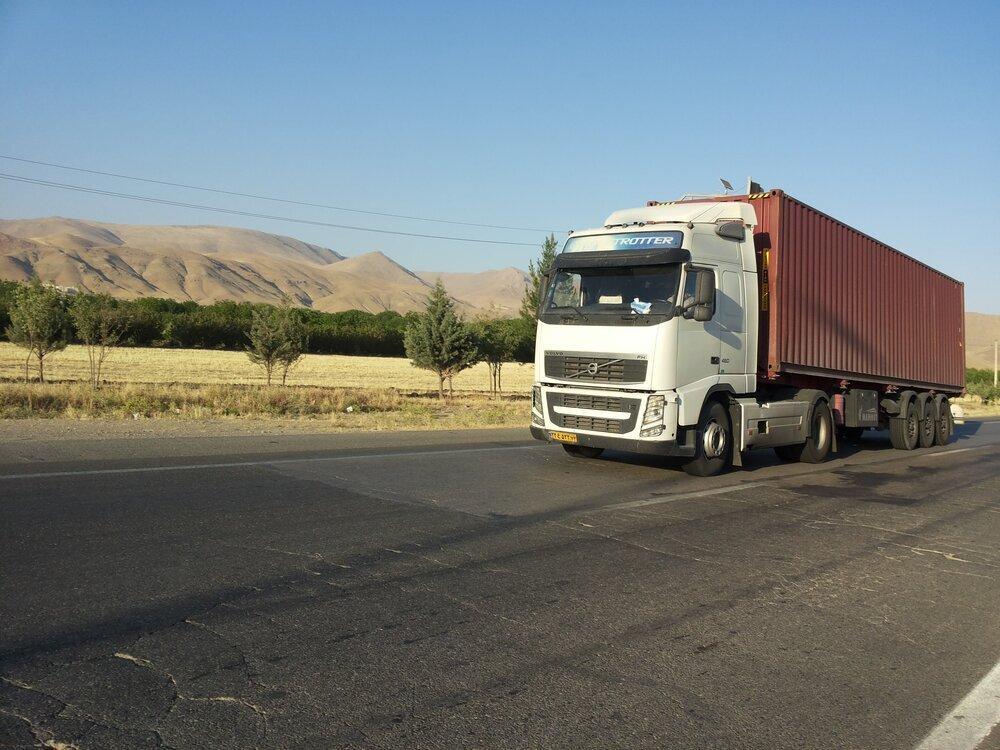 تراجع عبور البضائع عبر إيران 75٪ في عشرة أشهر في السنة