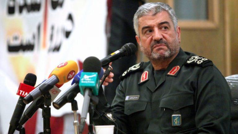 راديو فردا يفضح فساد الحرس الثوري ويثير الاقتتال الداخلي حفيظة السلطات الإيرانية