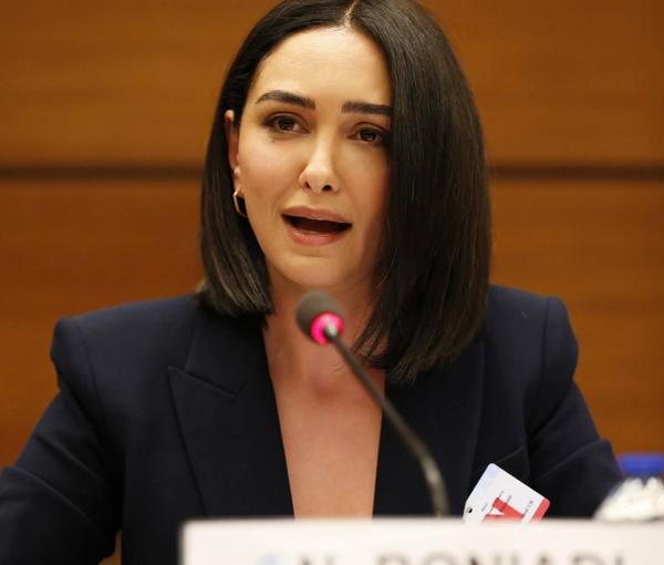 الممثلة تسأل لماذا إيران على لجنة الأمم المتحدة للمرأة