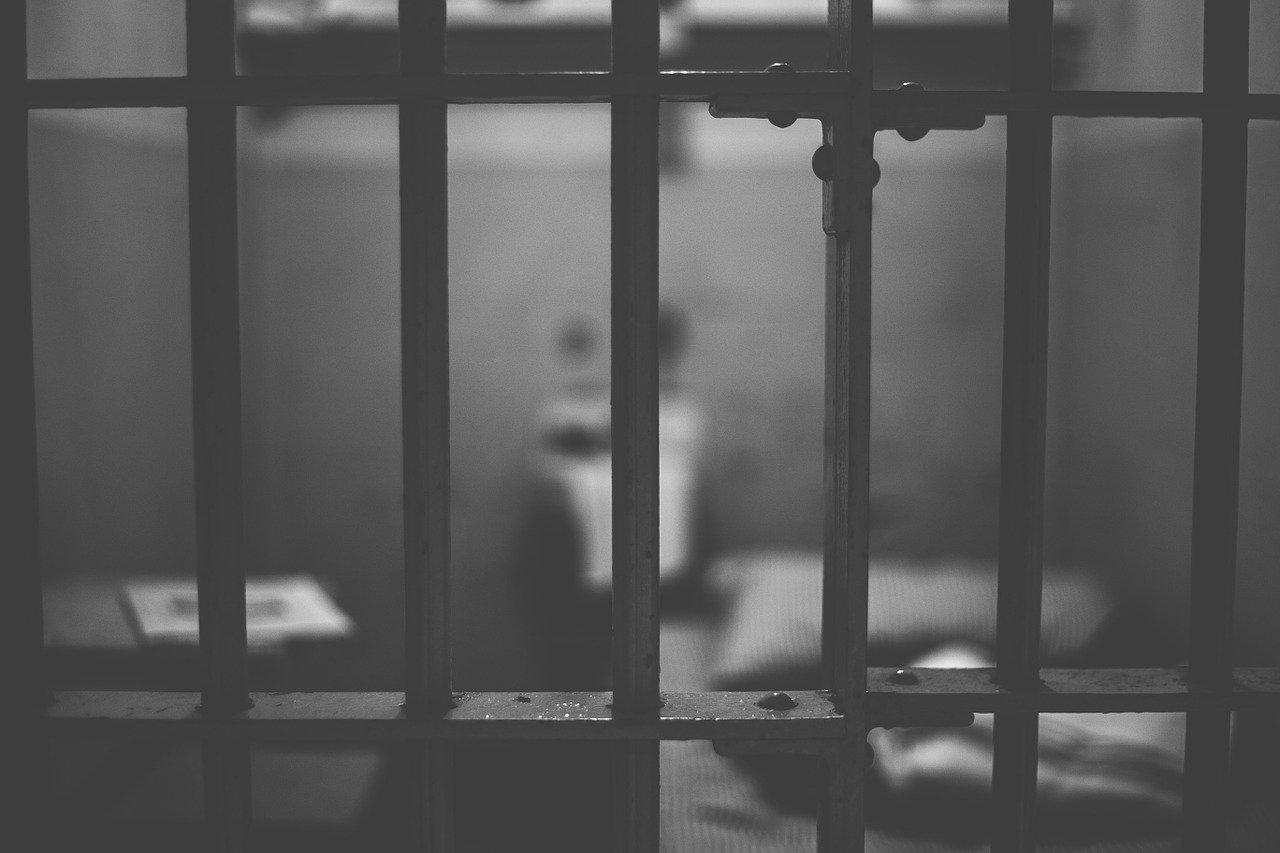 جماعة حقوق الإنسان تتهم المسؤولين الإيرانيين بالحرمان من الرعاية الصحية إلى الموت