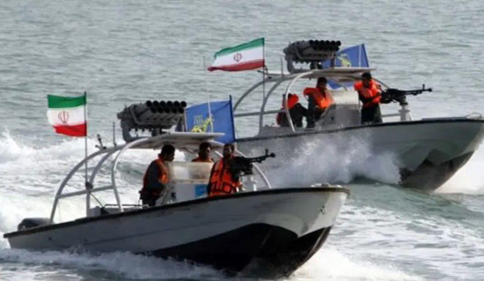 قائد البحرية IRGC يهددنا وإسرائيل والشرق الأوسط