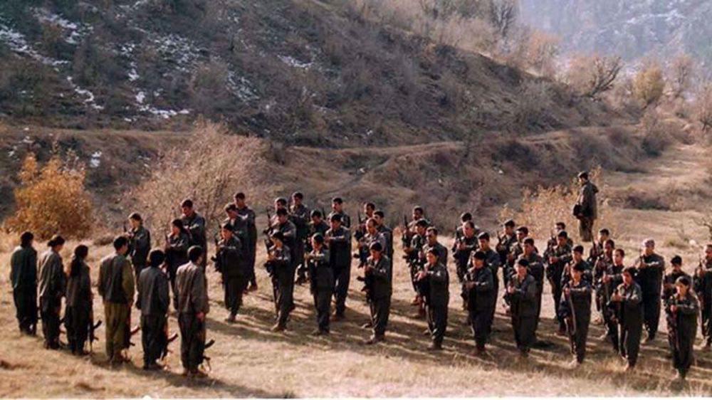يحل IRGC الزي الإرهابي الثوري في مقاطعة كردستان
