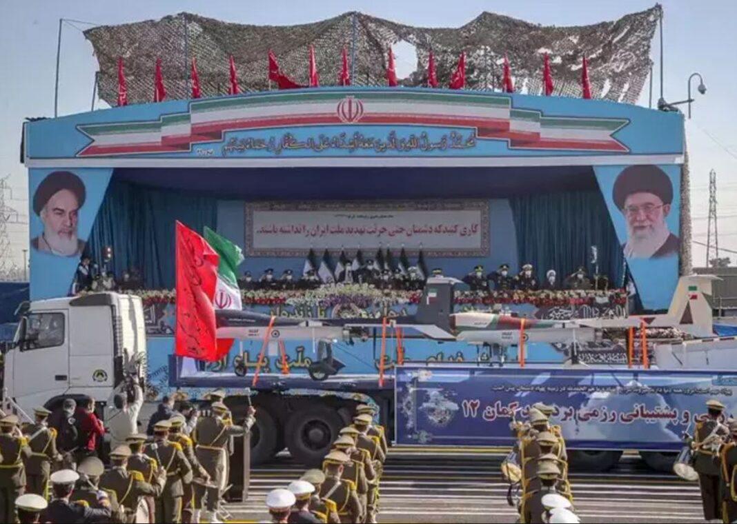 IRGC IRGC التصنيع الطائرات بدون طيار والفوضى الإقليمية