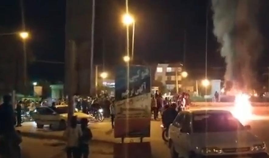 حملة عنيفة للاحتجاجات في إيران: يجب أن يتصرف المجتمع الدولي