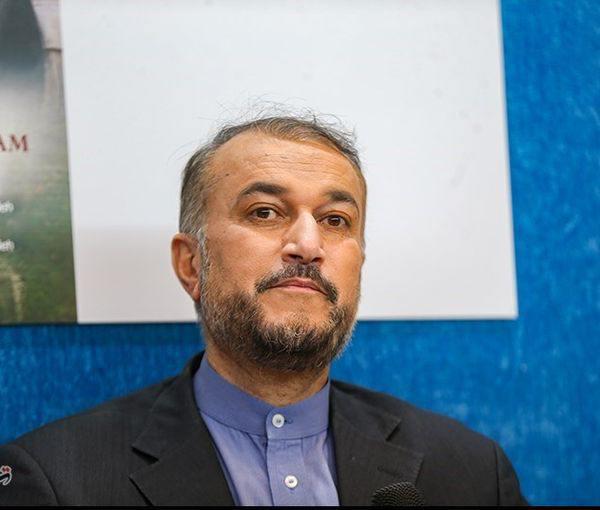 يقول وزير الخارجية الإيراني إن واشنطن يجب أن تقوم خطوة سياسية في محادثات نووية