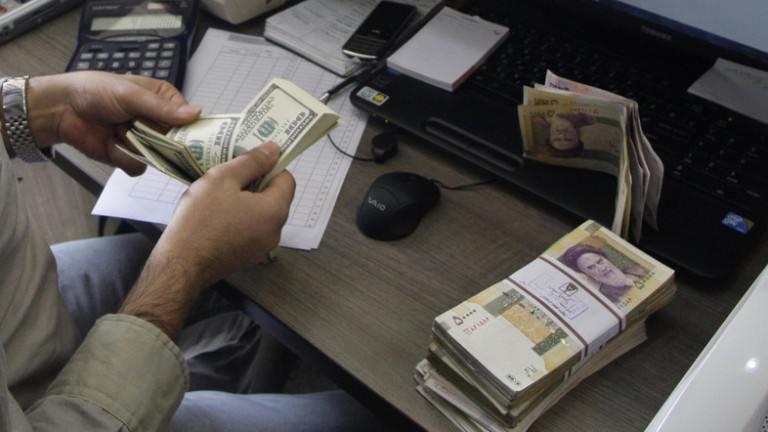 حظر إيران العقود الآجلة على التداول بالعملة الأجنبية والذهب