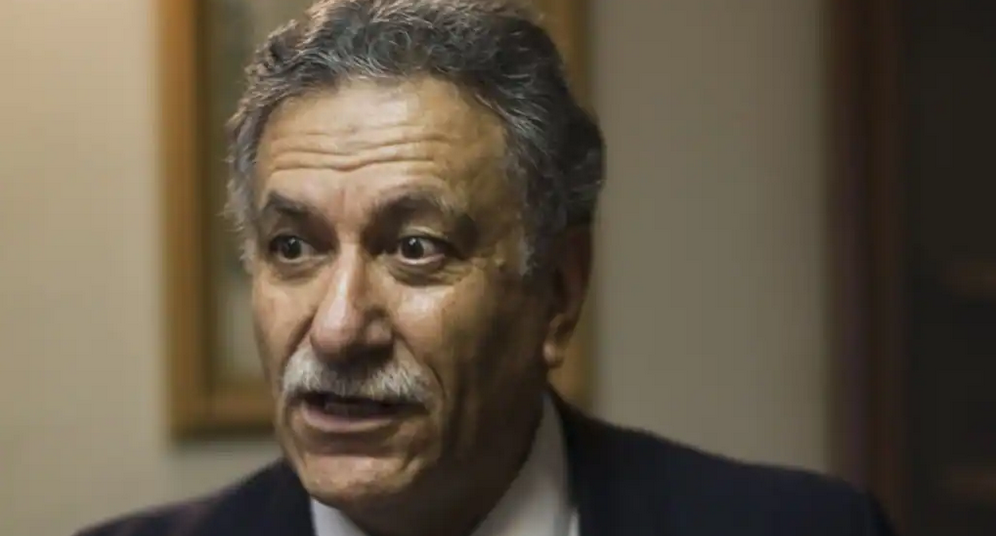 إعادة اعتقال المحامي الإيراني البارز وأرسل إلى سجن إيفين لقضاء عقوبة بالسجن لمدة عقد من الزمان