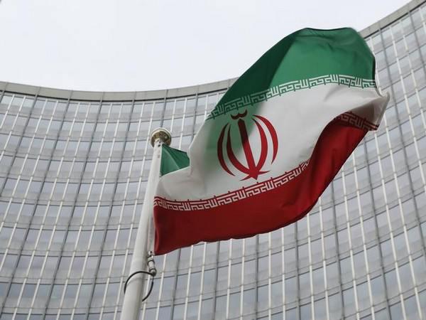 الرئيس الإيراني يكرر الدعم المستمر لسوريا