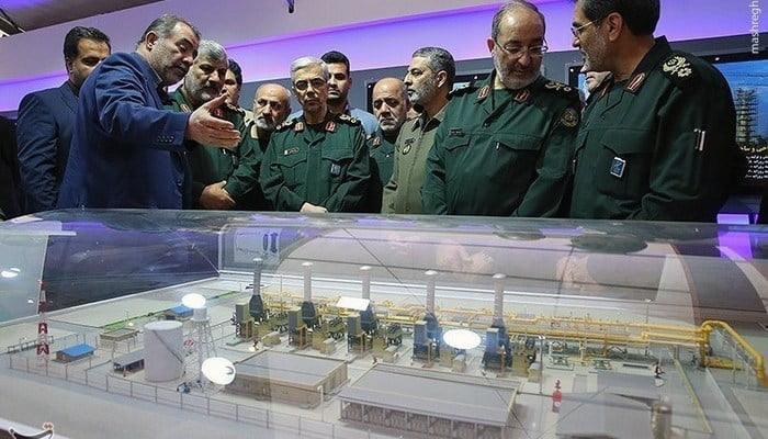 يقوم IRGC-QF الإيراني باستيعاب الأموال في الخارج حيث يكافح الإيرانيون من أجل كسب العيش