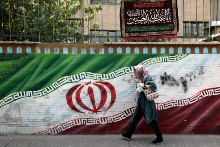 تستهدف الولايات المتحدة الشركات الصينية والإماراتية في عقوبات نفطية جديدة على إيران
